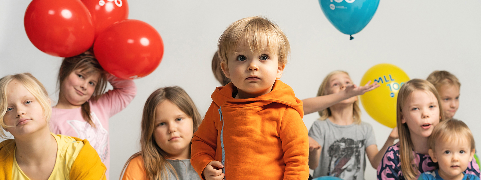 KÄYTETÄÄN VAIN LAPSET ENSIN -KERÄYKSEN YHTEYDESSÄ